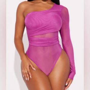 Fashion Nova Fuchsia One-Sleeve Bodysuit- NEVER WORN
